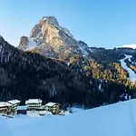 Santa Maria Ad Nives 2*