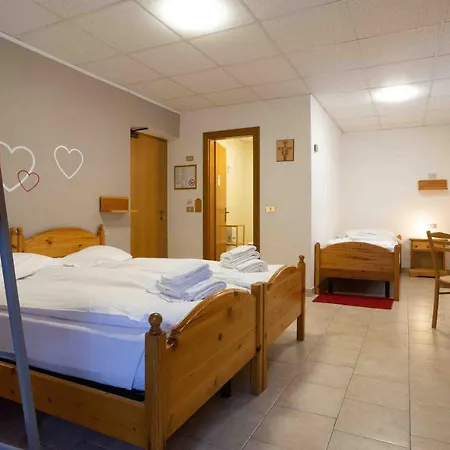 Hotel Santa Maria Ad Nives 2*