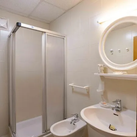 Hotel Santa Maria Ad Nives 2*
