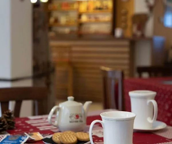 Santa Maria Ad Nives Hotel 2*