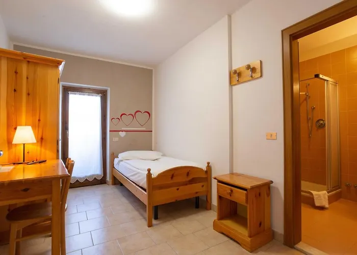 Santa Maria Ad Nives Hotel 2*