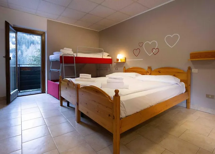 Santa Maria Ad Nives