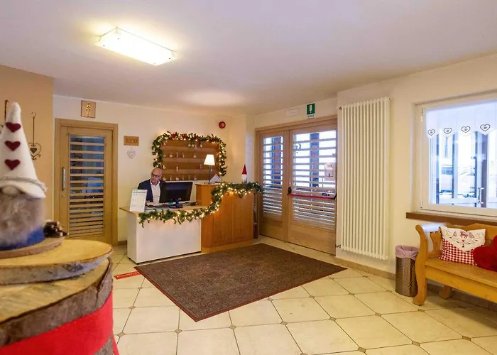 Hotel Santa Maria Ad Nives 2*