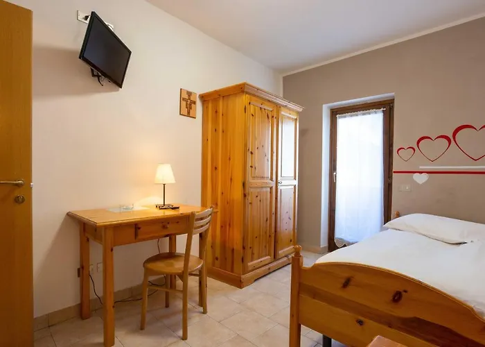 Santa Maria Ad Nives 2*