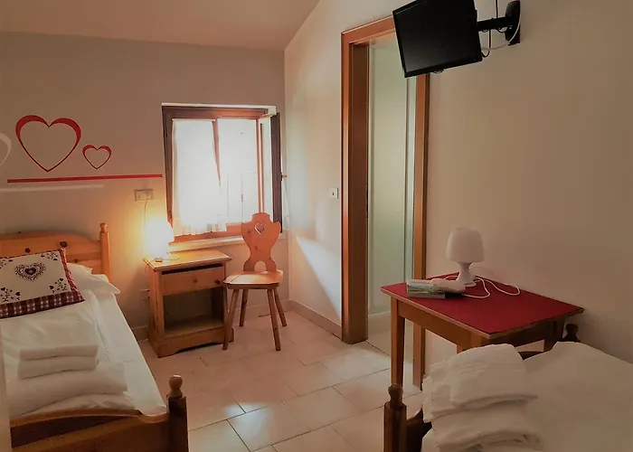 Santa Maria Ad Nives 2*